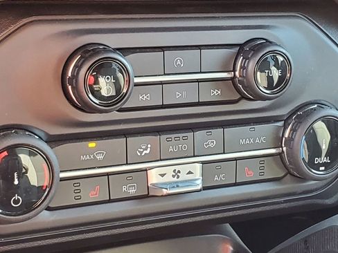 Used 2022 Ford Bronco Big Bend image 21