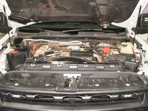 Used 2023 Chevrolet Silverado 2500 W/T w/ WT Fleet Convenience Package AWD/4WD image 2