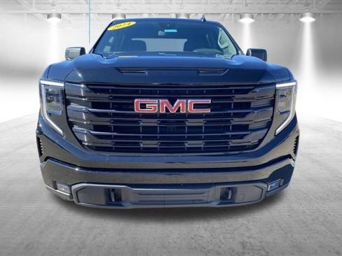 Used 2024 GMC Sierra 1500 Elevation AWD/4WD image 9