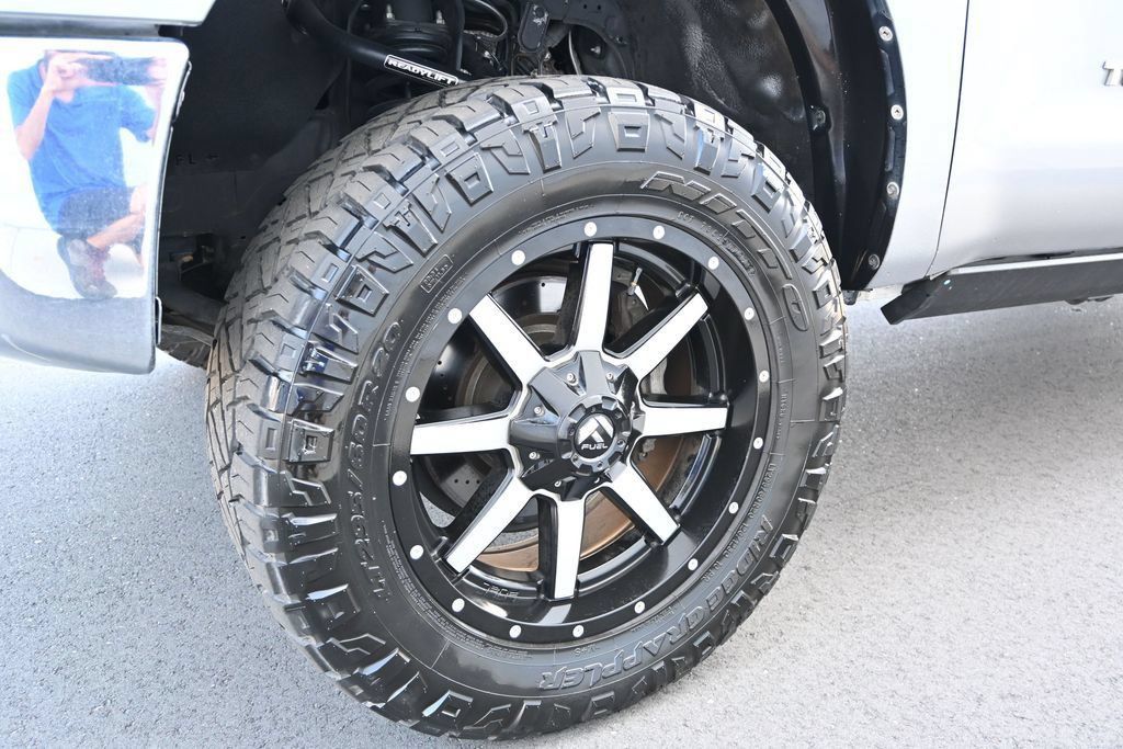 Used 2013 Toyota Tundra 2WD CrewMax w/ SR5 Pkg image 10