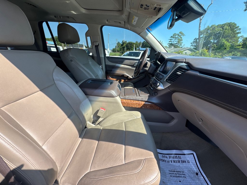 Used 2018 Chevrolet Tahoe Premier w/ RST Edition AWD/4WD image 8