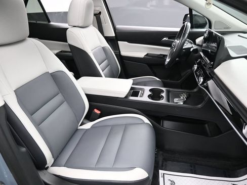 Used 2024 Honda Prologue Touring image 39