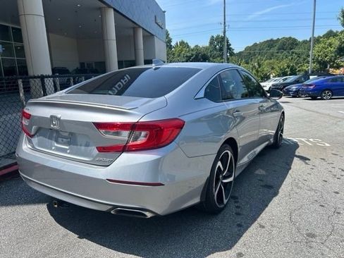 Used 2018 Honda Accord Sport image 4