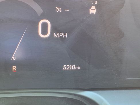 Used 2025 Buick Encore GX Preferred w/ Comfort Package image 29