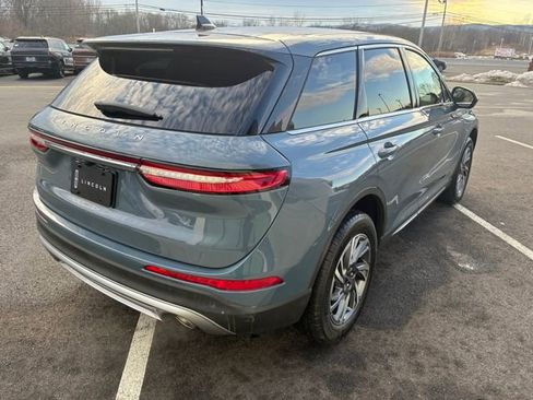 Used 2023 Lincoln Corsair AWD image 6