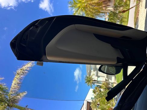 Used 2019 BMW i8 Roadster AWD/4WD image 81