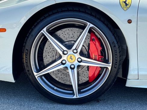 Used 2012 Ferrari 458 Italia Coupe RWD image 44