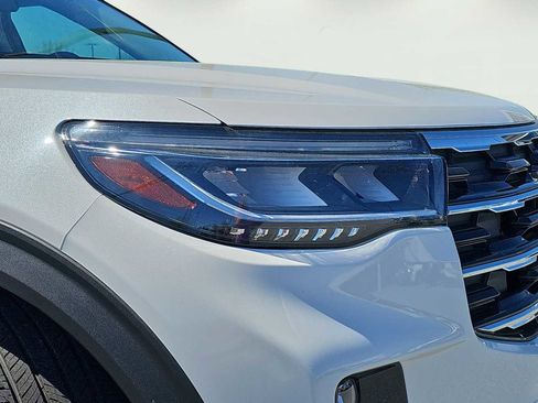 New 2025 Ford Explorer Active w/ Active Comfort Package image 14