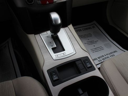 Used 2013 Subaru Outback 2.5i Premium image 27