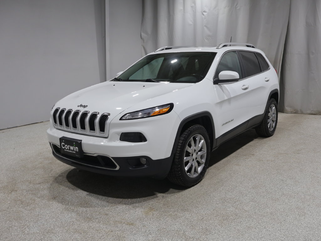 Used 2018 Jeep Cherokee Limited w/ Trailer Tow Group AWD/4WD image 8