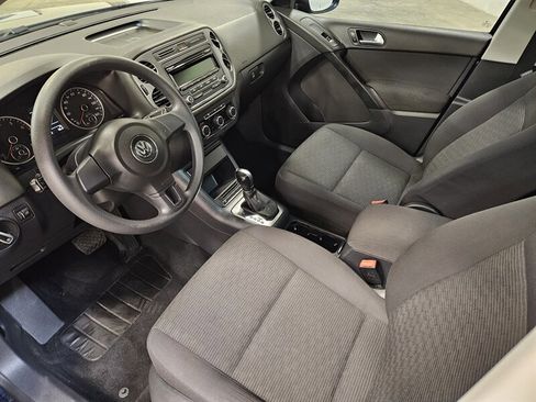 Used 2012 Volkswagen Tiguan LE FWD image 20