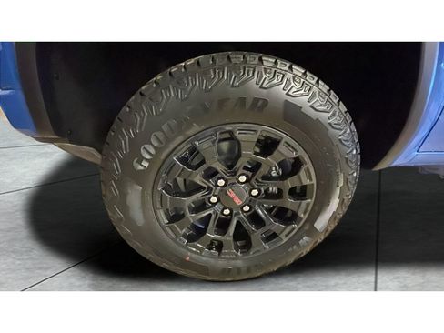 New 2026 GMC Canyon Elevation w/ Convenience Package image 19