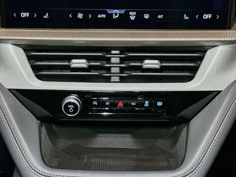 New 2026 Ford Explorer Active AWD/4WD image 13