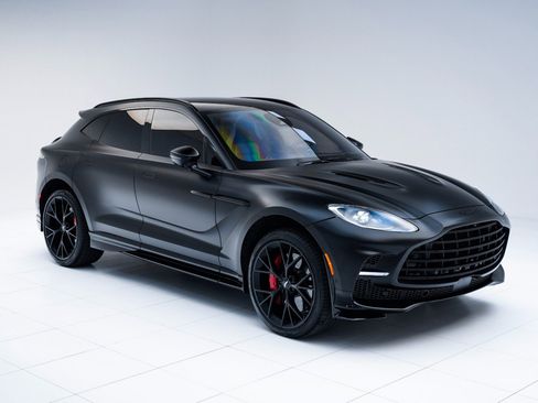 Used 2025 Aston Martin DBX 707 image 7
