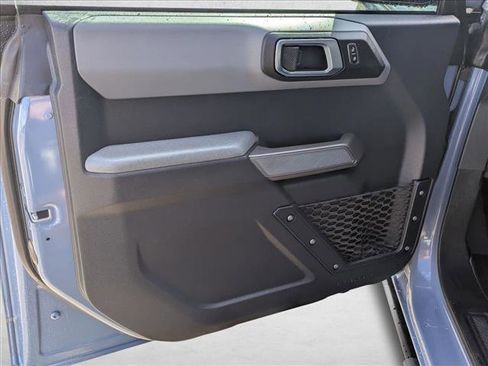 Used 2023 Ford Bronco Black Diamond image 13