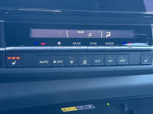 New 2026 Toyota Sienna XSE FWD image 24