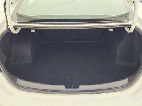 Used 2023 Chevrolet Malibu LT FWD image 32