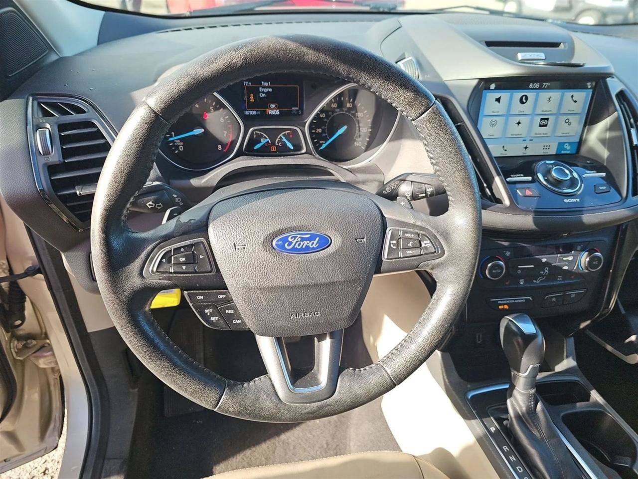 Used 2017 Ford Escape Titanium FWD image 16