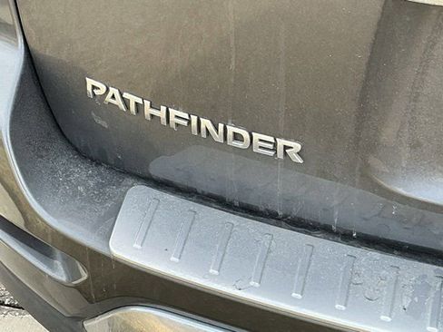 Used 2017 Nissan Pathfinder SV w/ Trailer Tow Package image 10