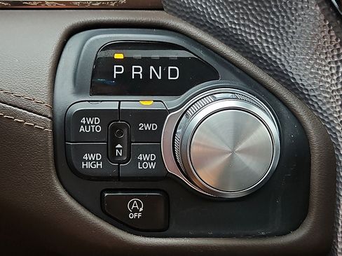 Used 2025 RAM 1500 Limited AWD/4WD image 28