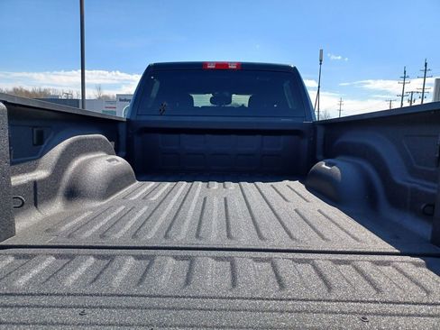 New 2026 RAM 2500 Big Horn AWD/4WD image 8