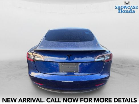 Used 2022 Tesla Model 3 Standard Range RWD image 11