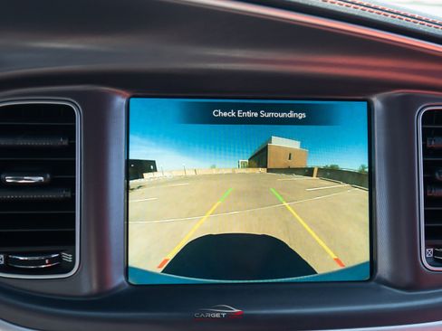 Used 2020 Dodge Charger Scat Pack RWD image 31