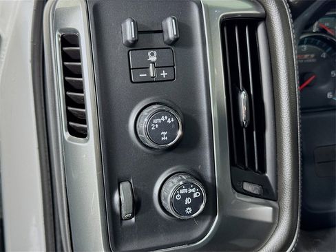 Used 2017 Chevrolet Silverado 1500 LTZ Z71 w/ Redline Edition image 15