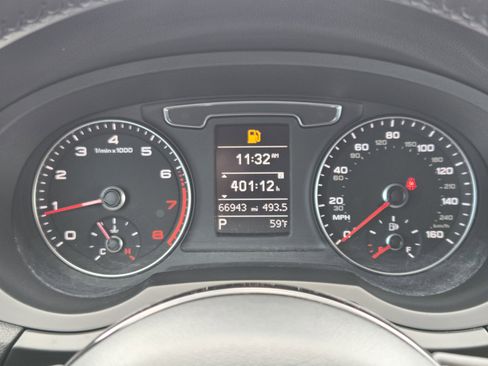 Used 2018 Audi Q3 2.0T Premium image 13