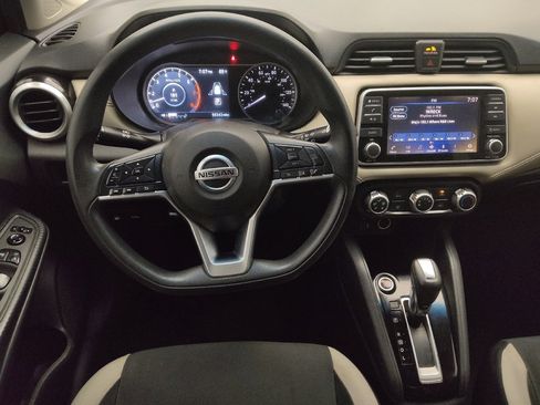 Used 2020 Nissan Versa SV FWD image 22