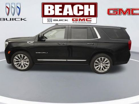 Used 2024 GMC Yukon Denali w/ Denali Reserve Package image 6