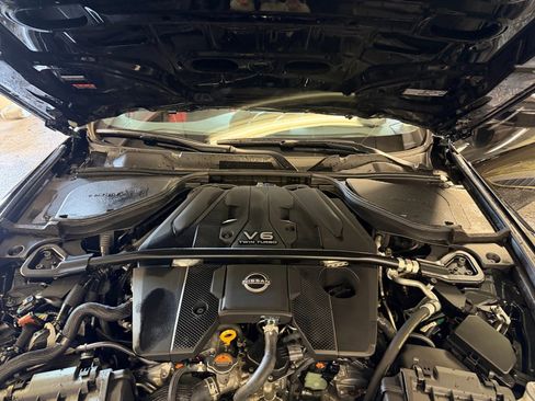 Used 2024 Nissan Z Performance w/ Floor Mat Package image 20