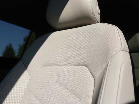 New 2026 Volkswagen Atlas SE image 8