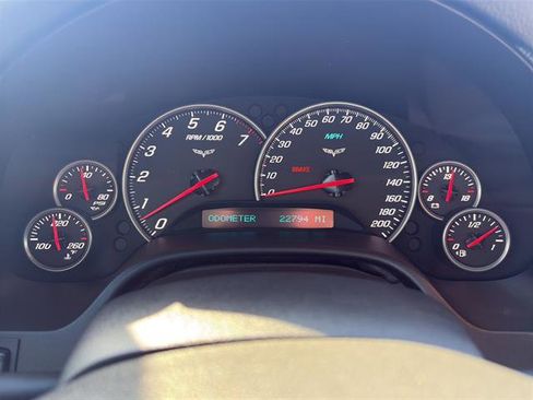 Used 2007 Chevrolet Corvette Convertible w/ Preferred Equipment Group image 15