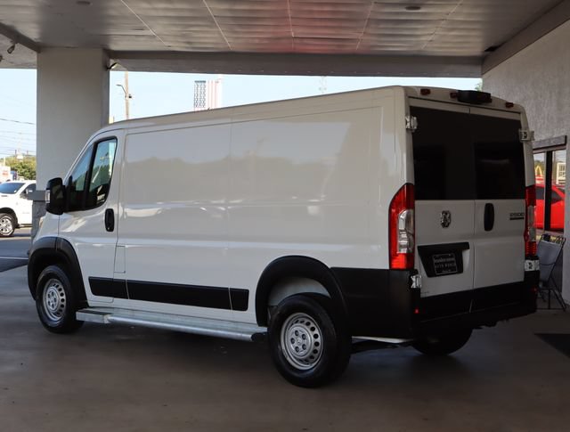 Used 2025 RAM ProMaster 2500 w/ U-Haul Equipment Group FWD image 3