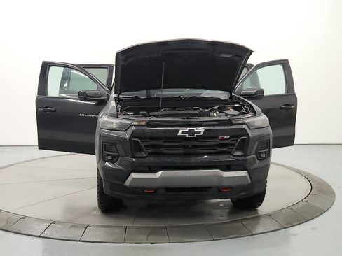 Used 2023 Chevrolet Colorado Z71 w/ Z71 Convenience Package 2 AWD/4WD image 10
