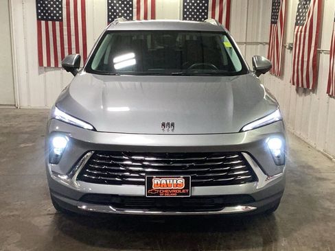 Used 2025 Buick Envision Preferred image 16