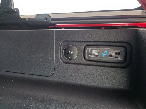 Used 2023 Ford Bronco Wildtrak AWD/4WD image 19