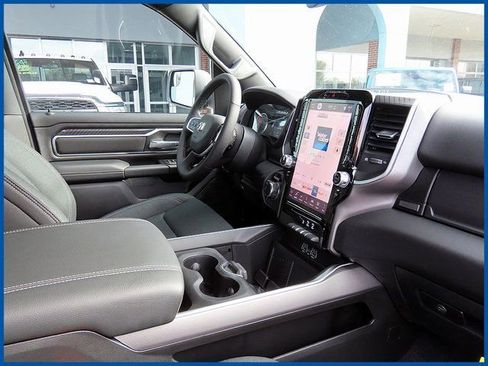 New 2026 RAM 1500 Big Horn AWD/4WD image 9