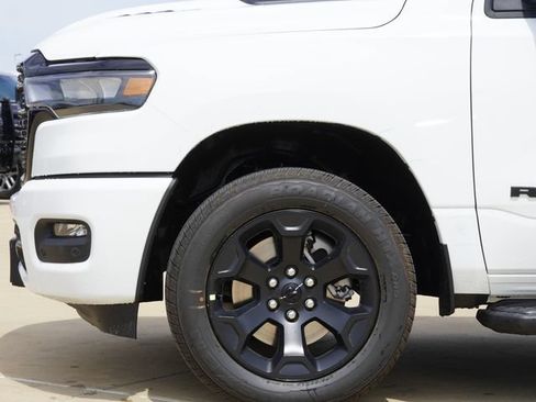 New 2026 RAM 1500 Express AWD/4WD image 4