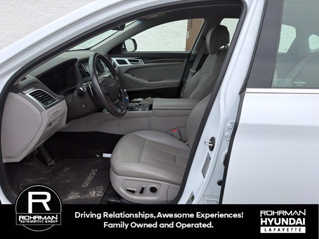 Used 2018 Genesis G80 3.8 RWD image 9