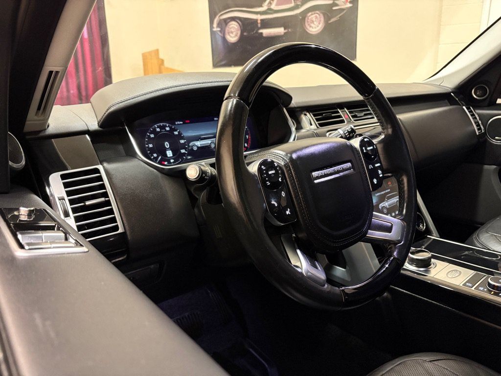 Used 2019 Land Rover Range Rover HSE AWD/4WD image 14