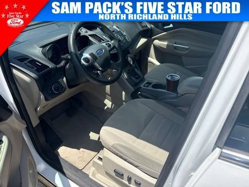 Used 2015 Ford Escape SE FWD image 8
