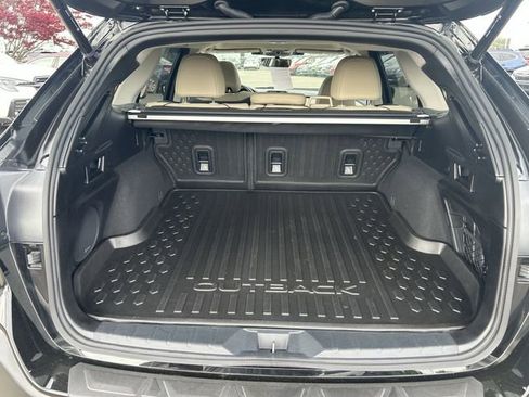 Certified 2025 Subaru Outback Limited AWD/4WD image 27