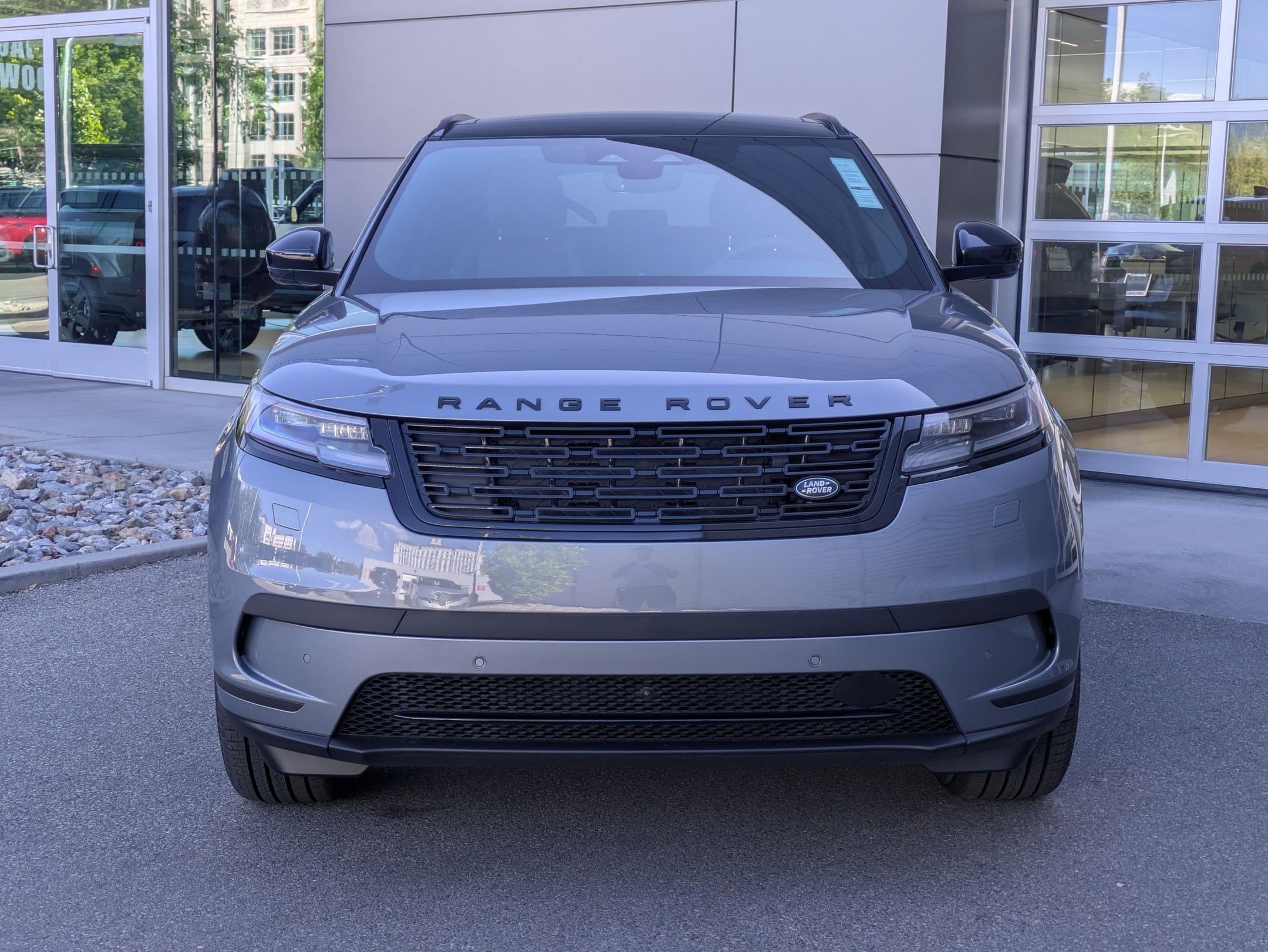 New 2026 Land Rover Range Rover Velar S AWD/4WD image 2
