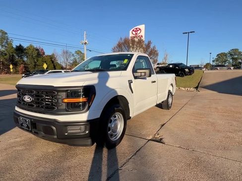 Used 2024 Ford F150 XL image 2