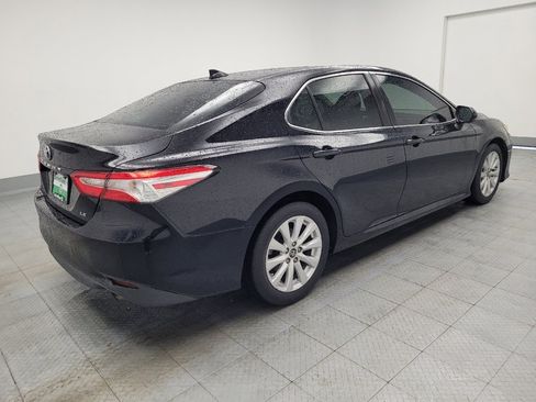 Used 2019 Toyota Camry LE FWD image 9