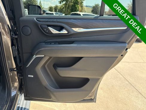 Used 2021 GMC Yukon Denali AWD/4WD image 16