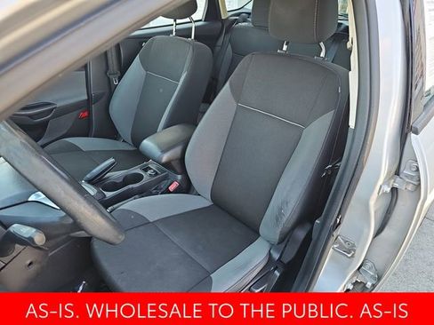 Used 2012 Ford Focus SE FWD image 10