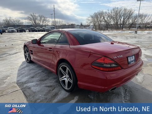 Used 2011 Mercedes-Benz SL 550 image 7